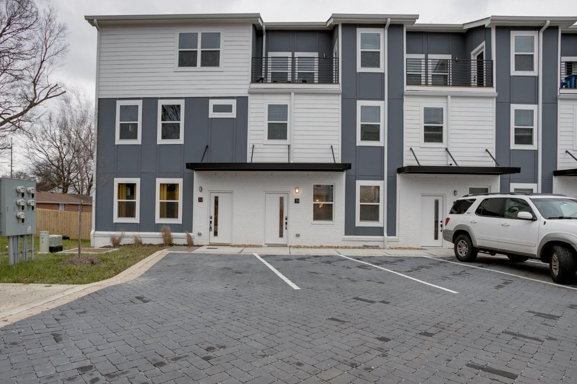 Modern Townhome, 10Min To Downtown! 8Min To Grand Ole Opry! Sleeps 8! Нэшвилл Экстерьер фото