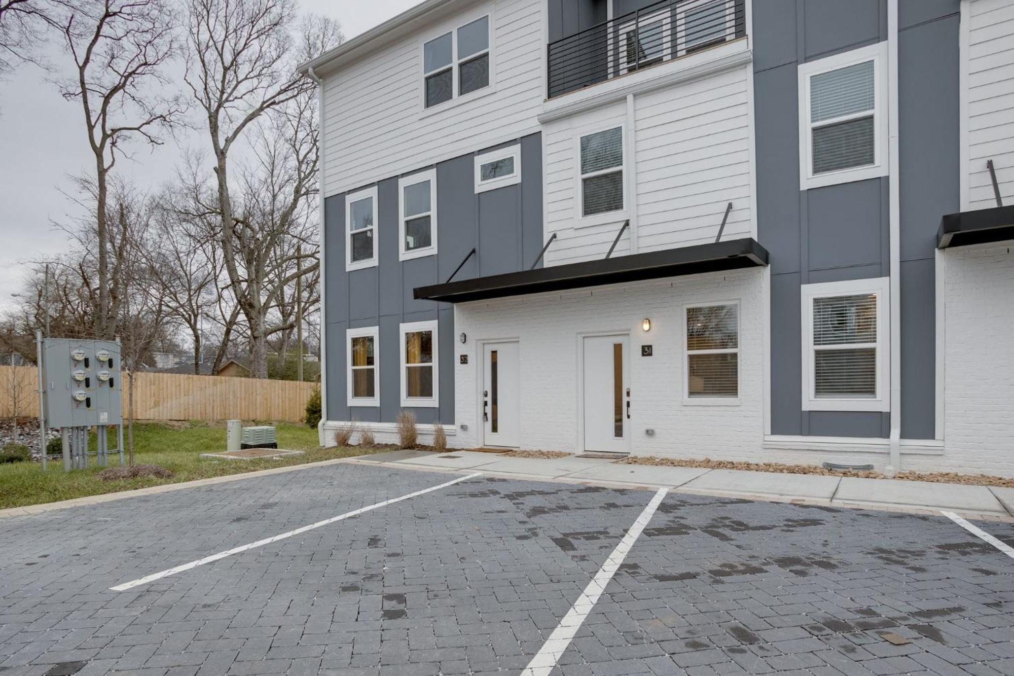 Modern Townhome, 10Min To Downtown! 8Min To Grand Ole Opry! Sleeps 8! Нэшвилл Экстерьер фото